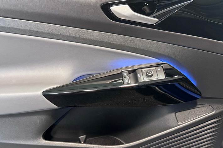 Blå VW ID.4 fra 2023