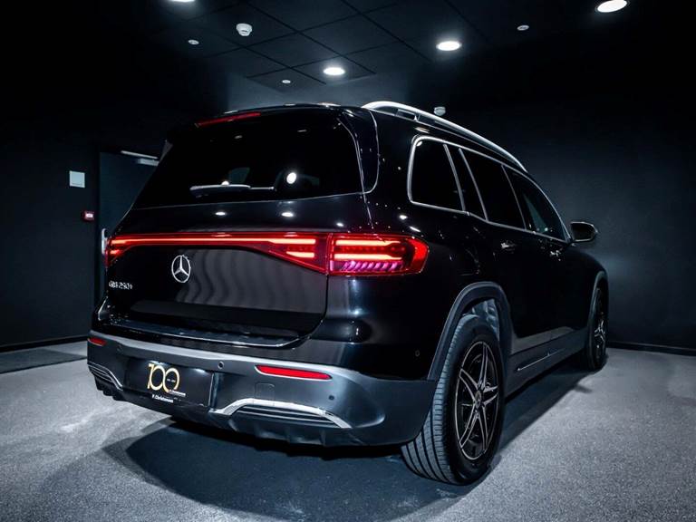 Mercedes EQB250+ AMG Premium
