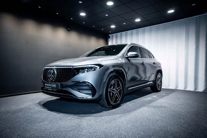 Grå Mercedes EQA250+ fra 2026