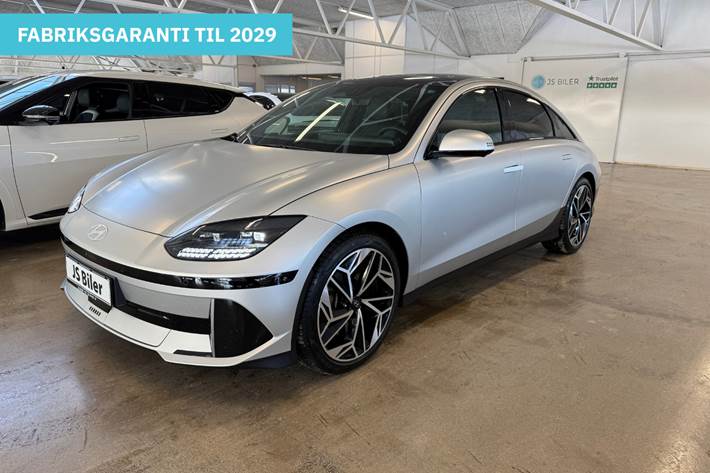 Grå Hyundai Ioniq 6 fra 2024 set udefra