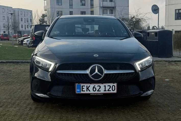 Sort Mercedes A200 fra 2020