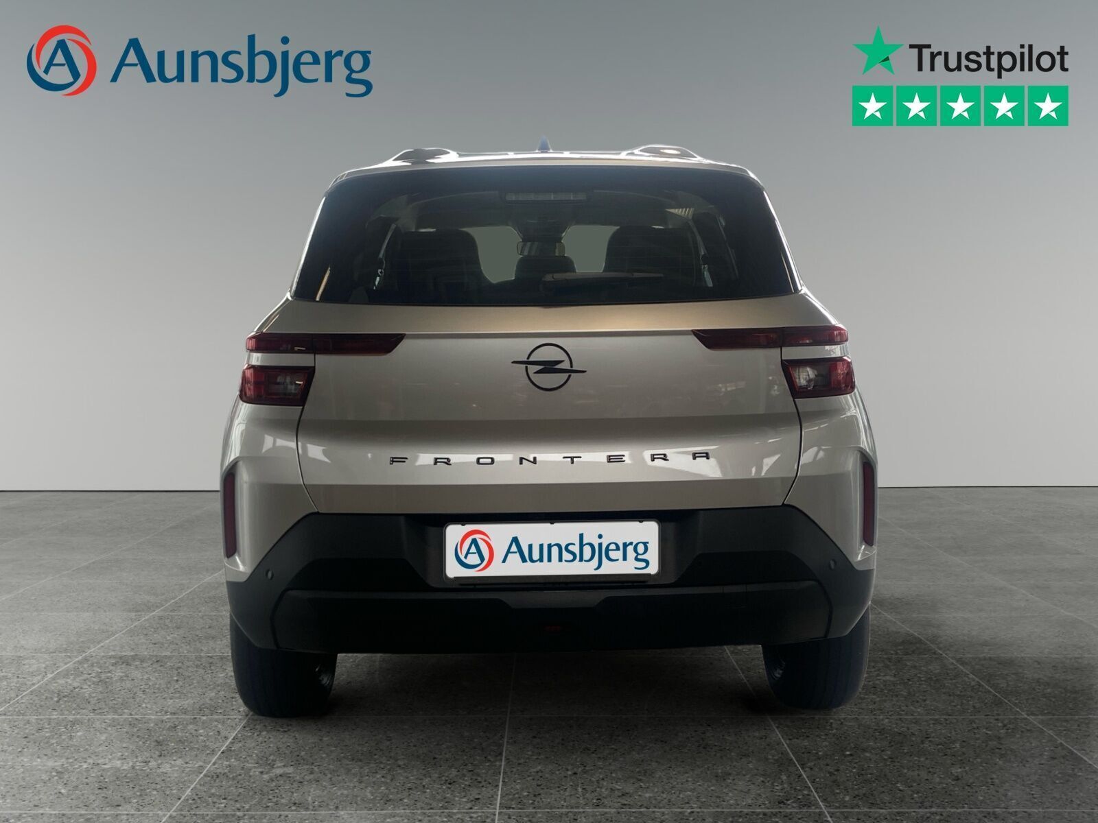 Grå Opel Frontera fra 2025