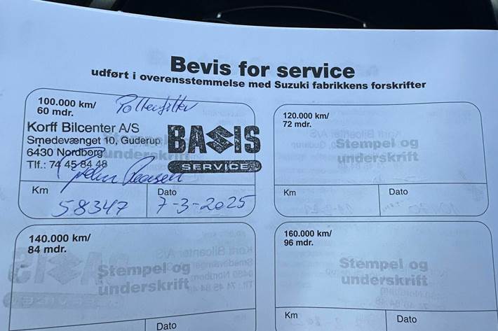 Gul Suzuki Vitara fra 2020