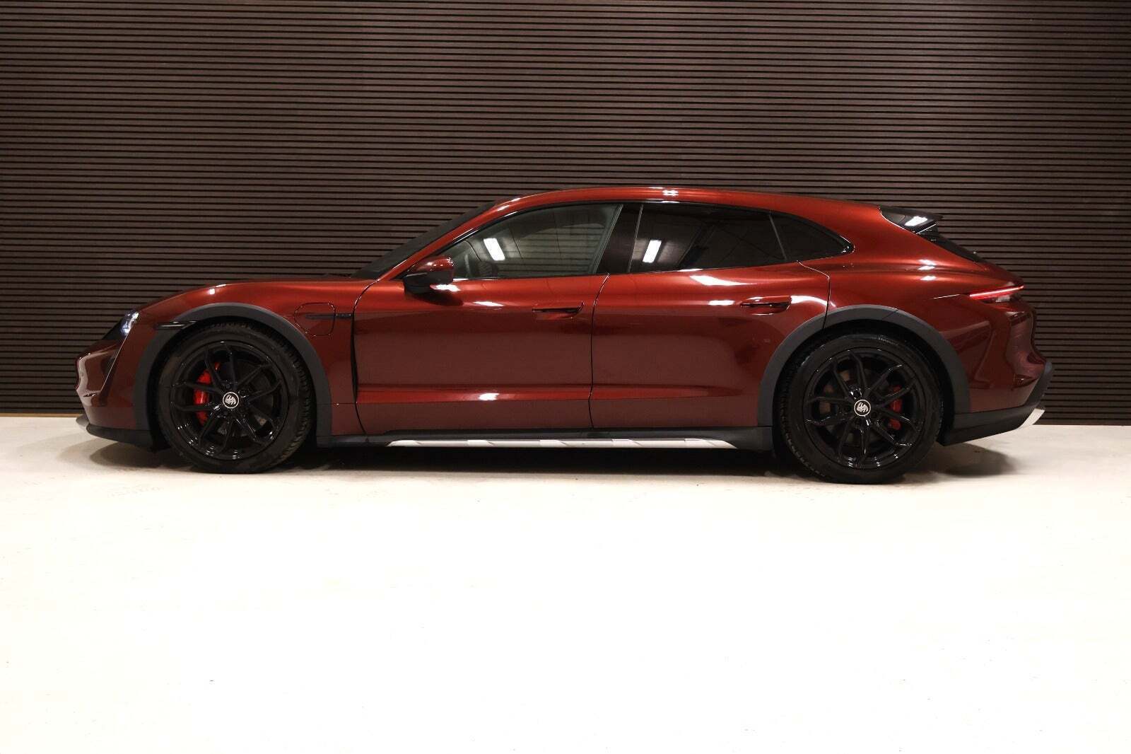Grå Porsche Taycan 4S fra 2021