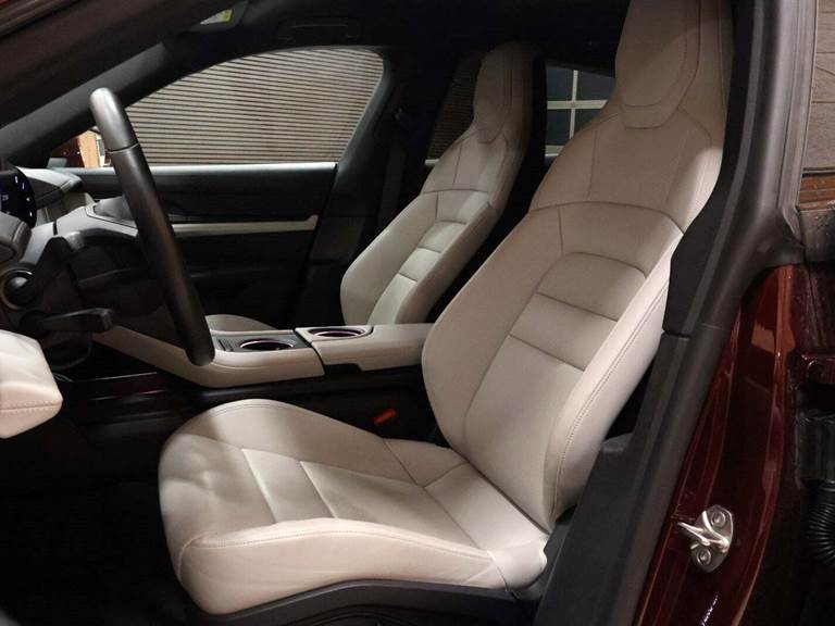 Porsche Taycan 4S Performance+ Cross Turismo