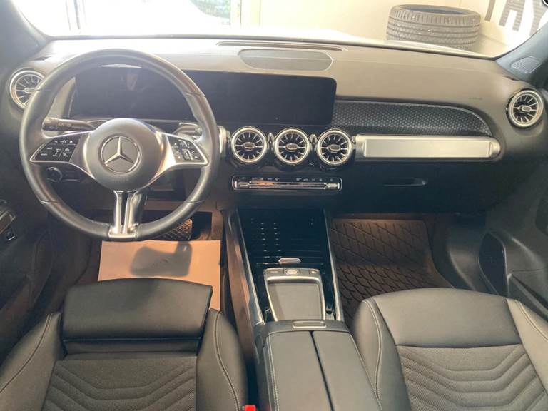 Mercedes EQB300 Progressive Advance Plus 4Matic 7prs