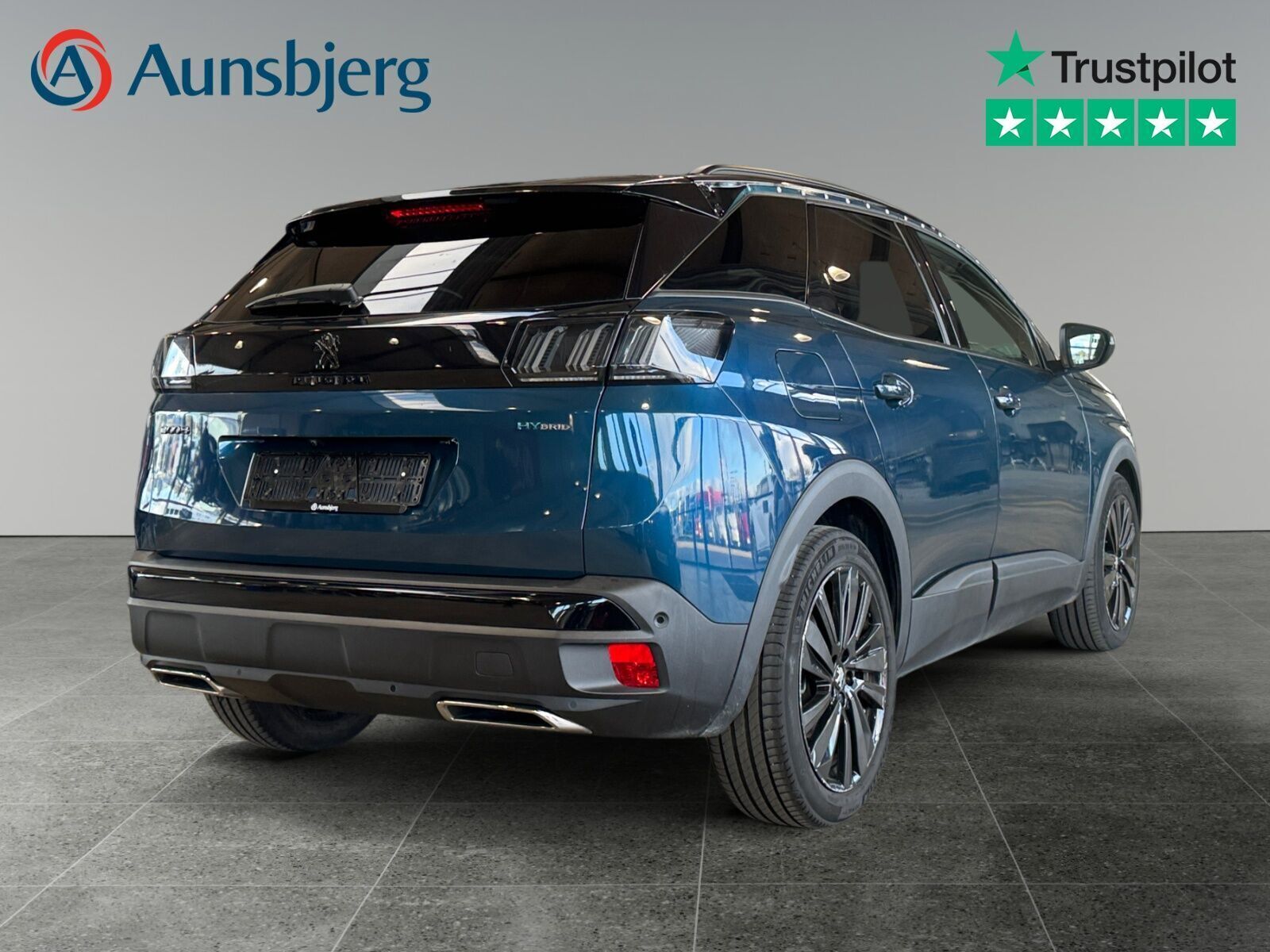 Peugeot 3008 1,6 Hybrid First Selection EAT8