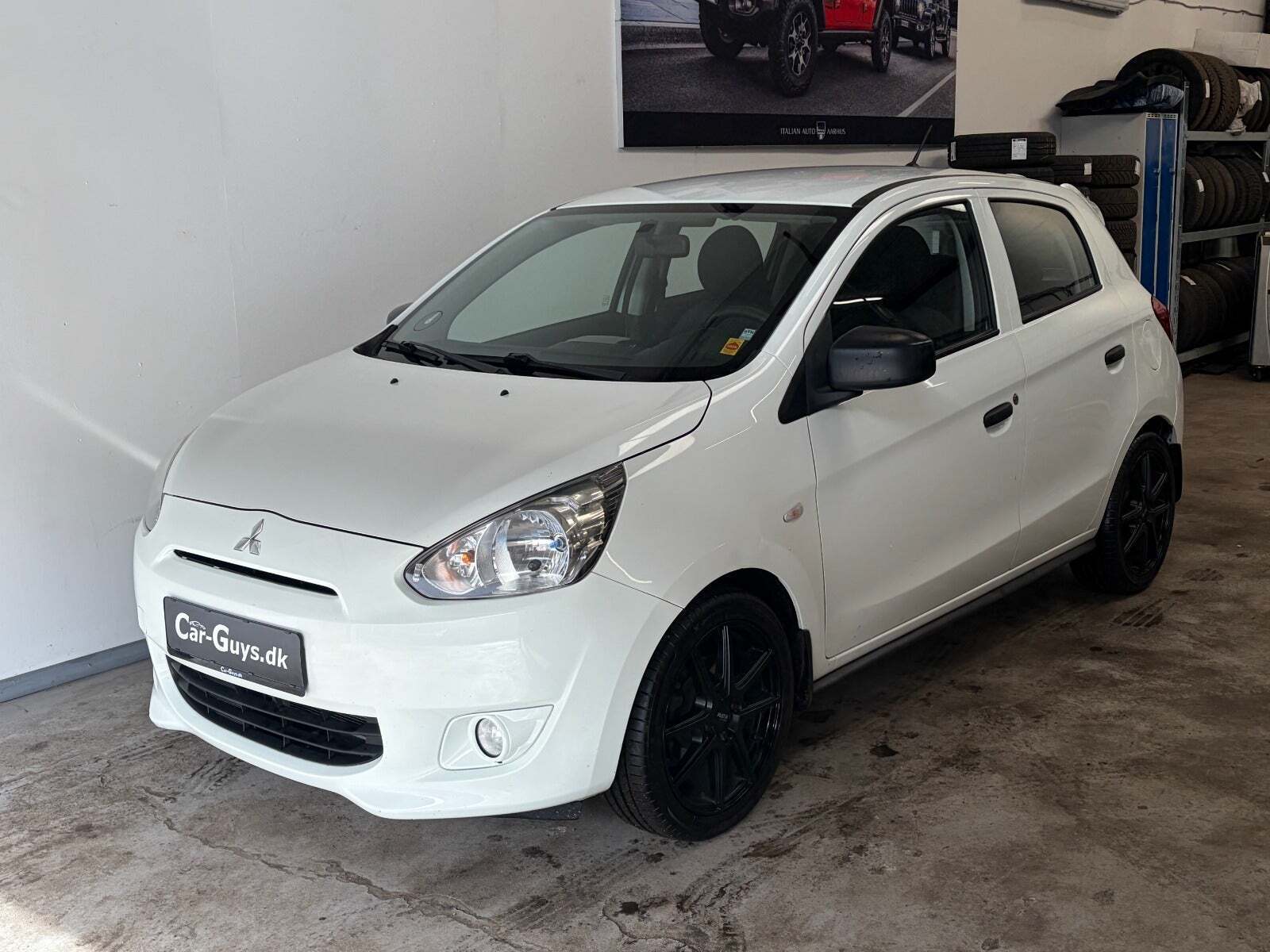 Mitsubishi Space Star 1,0 Inform