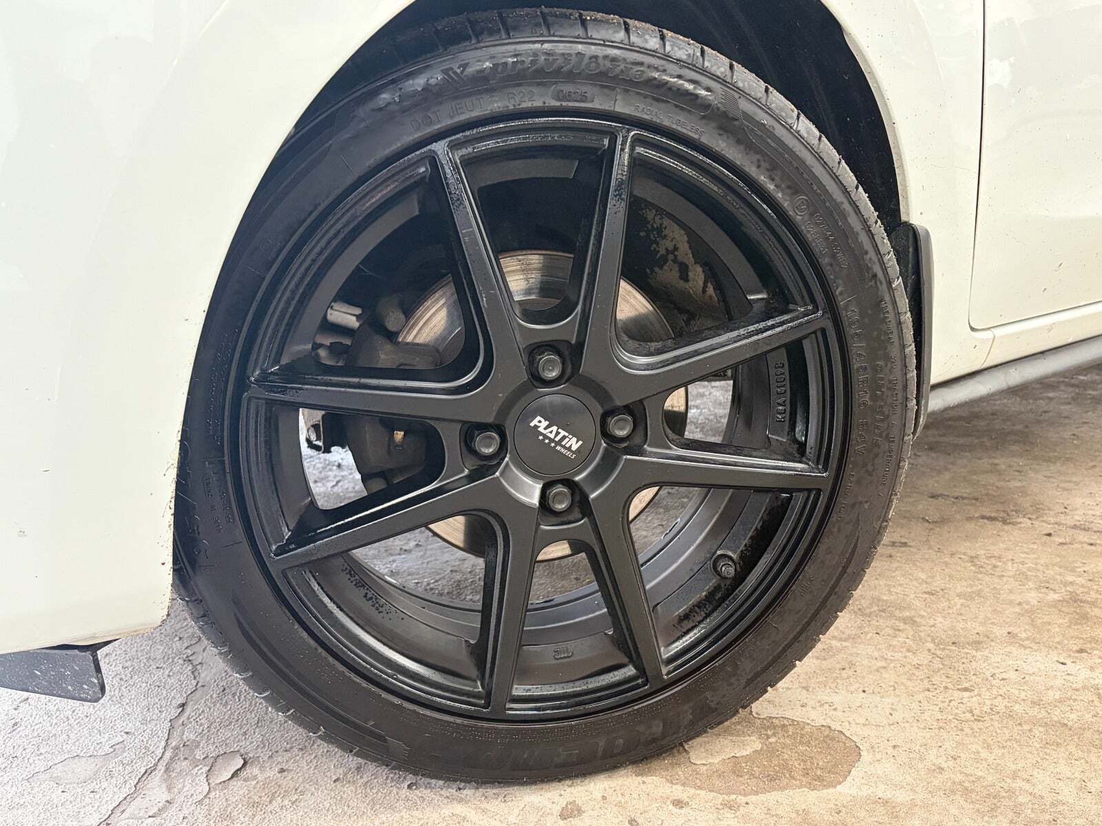 undefined Mitsubishi Space Star fra 2015