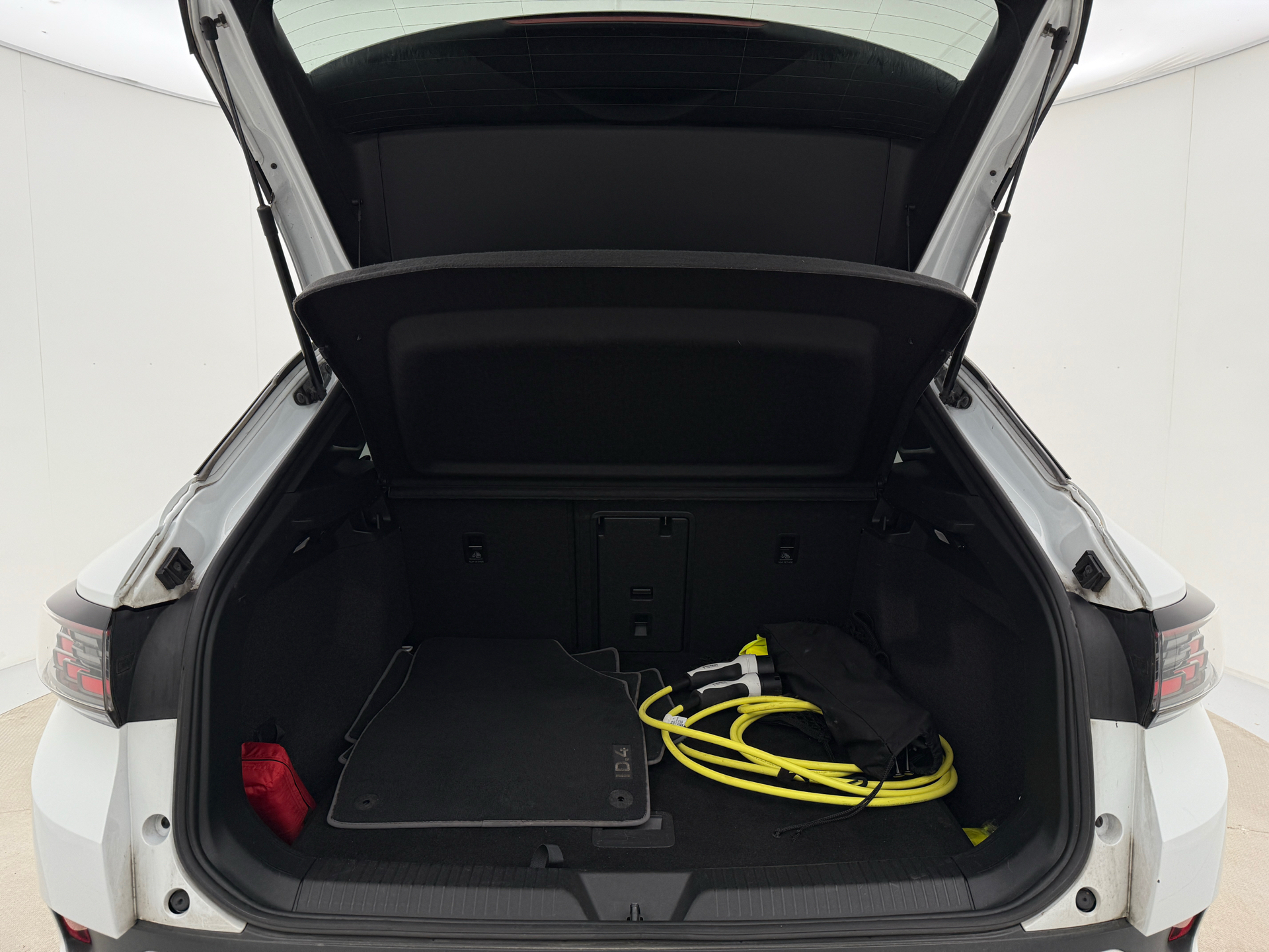 Hvid VW ID.4 fra 2021