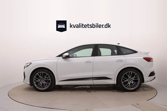 Hvid Audi Q4 fra 2022
