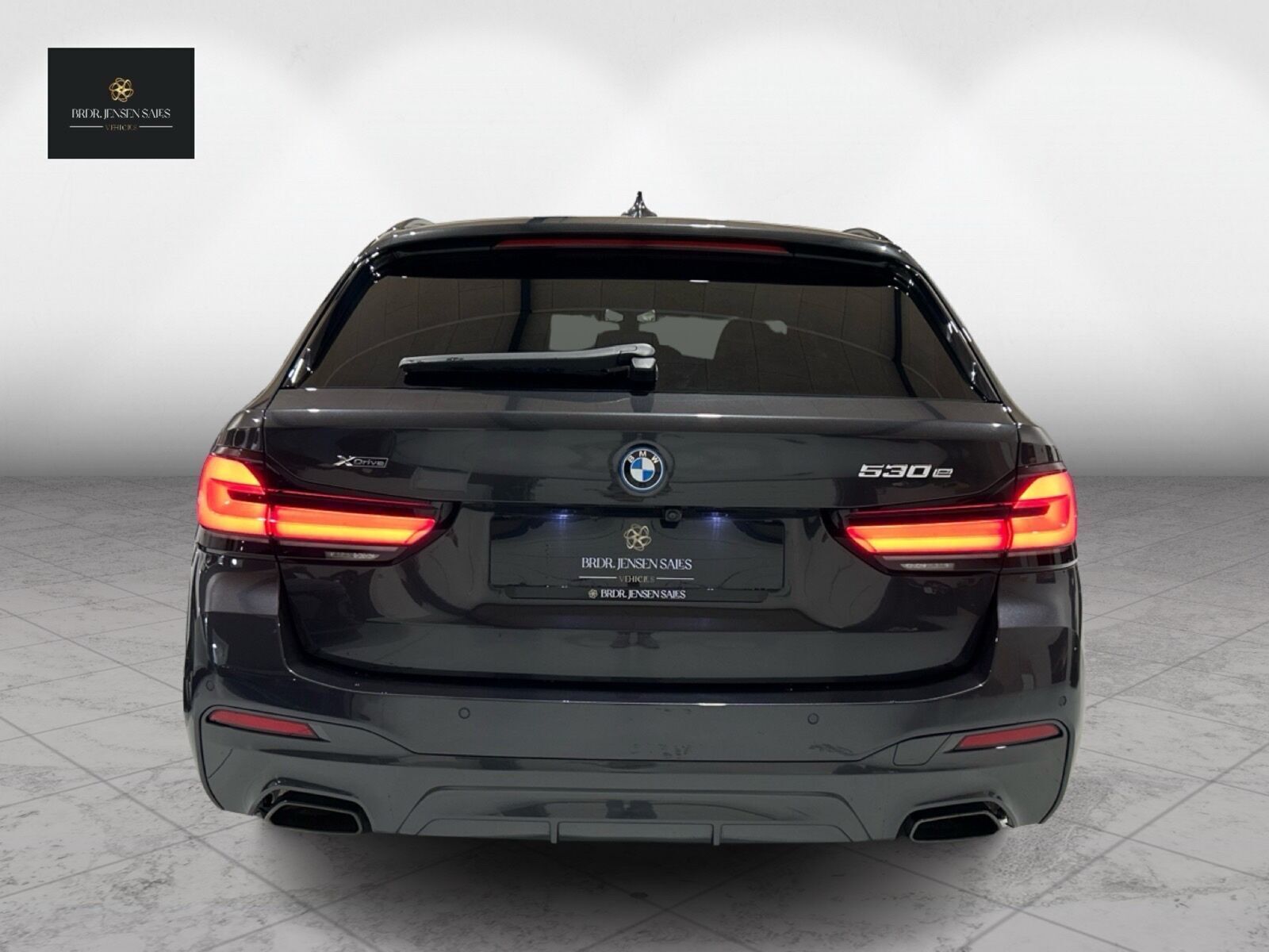 BMW 530e 2,0 Touring Plugin-hybrid M-Sport XDrive Steptronic 293HK Stc 8g Aut.