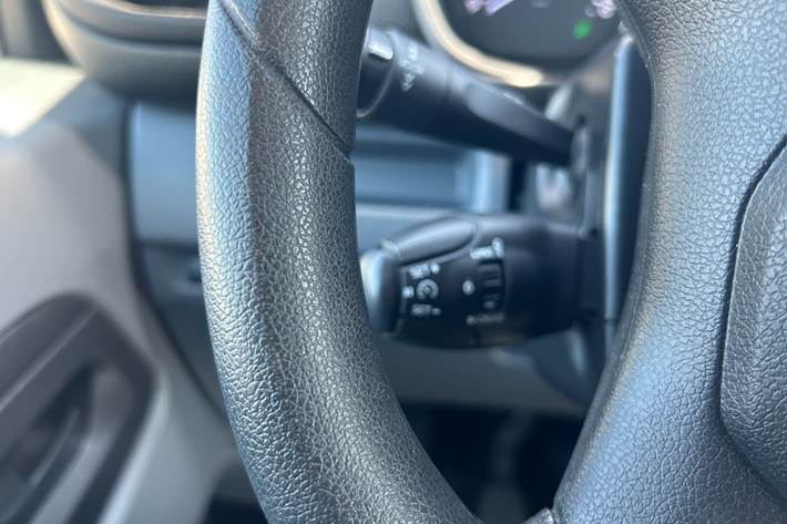 Hvid Toyota ProAce fra 2021