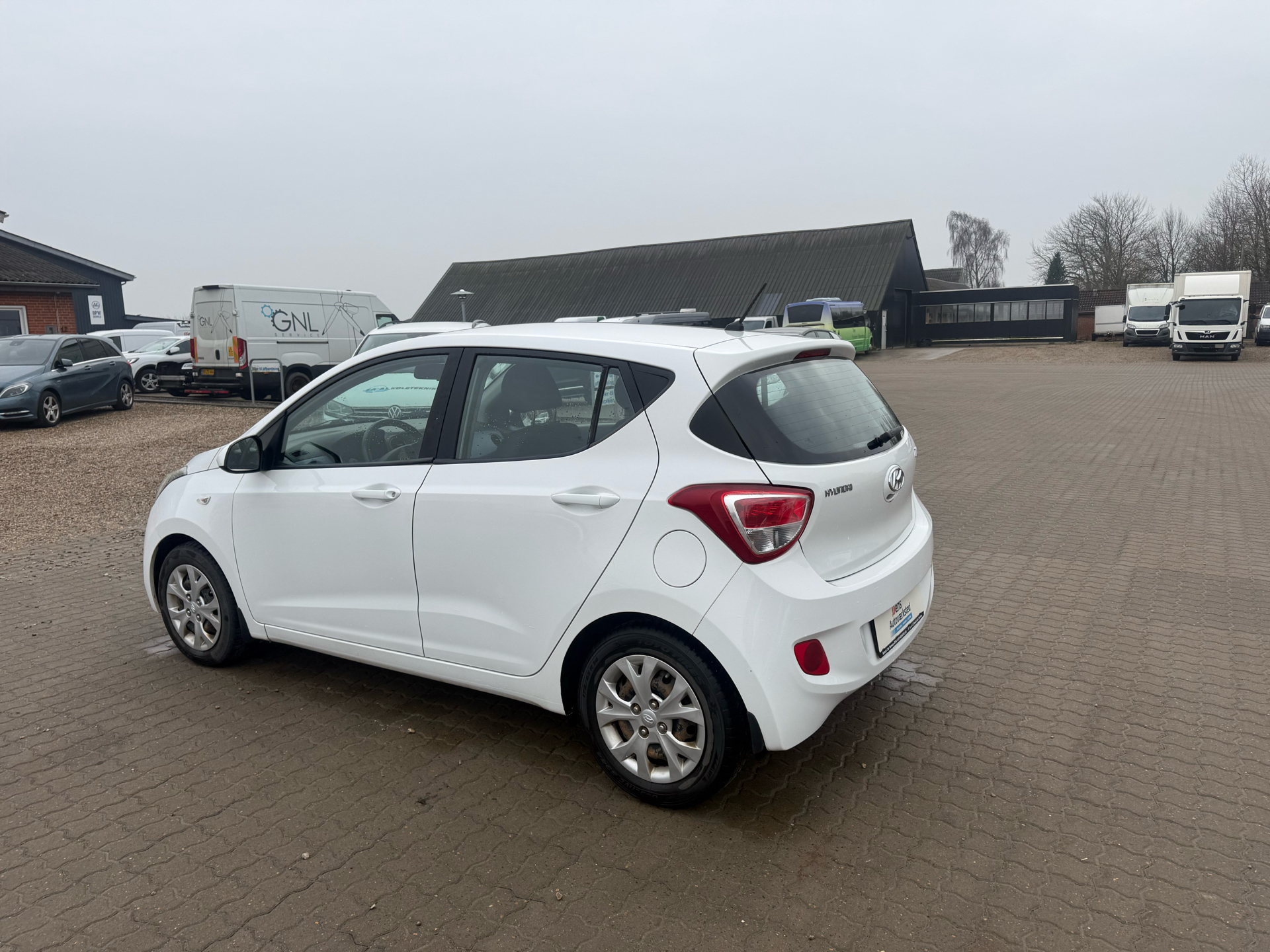 Hyundai i10 1,0 Go Air 66HK 5d