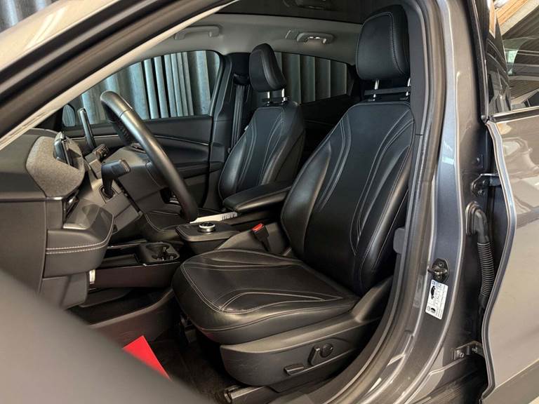 Ford Mustang Mach-E 88 Extended Range