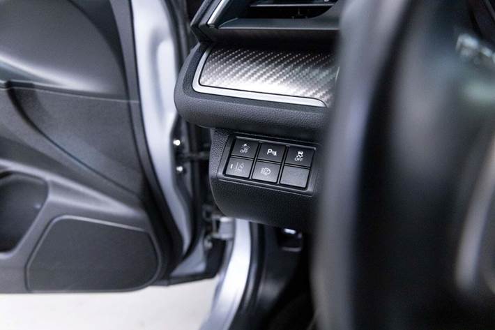 Sølv Honda Civic fra 2017