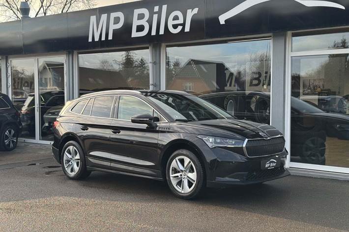 Sort Skoda Enyaq fra 2023