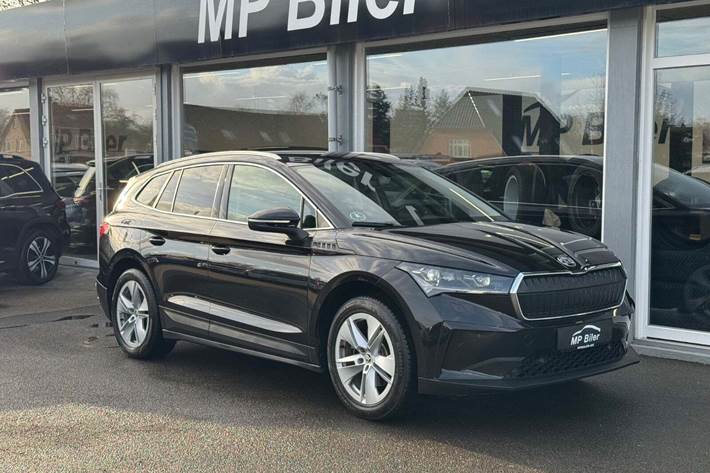 Sort Skoda Enyaq fra 2023