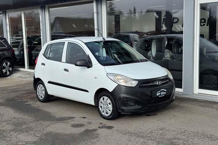 Hvid Hyundai i10 fra 2013