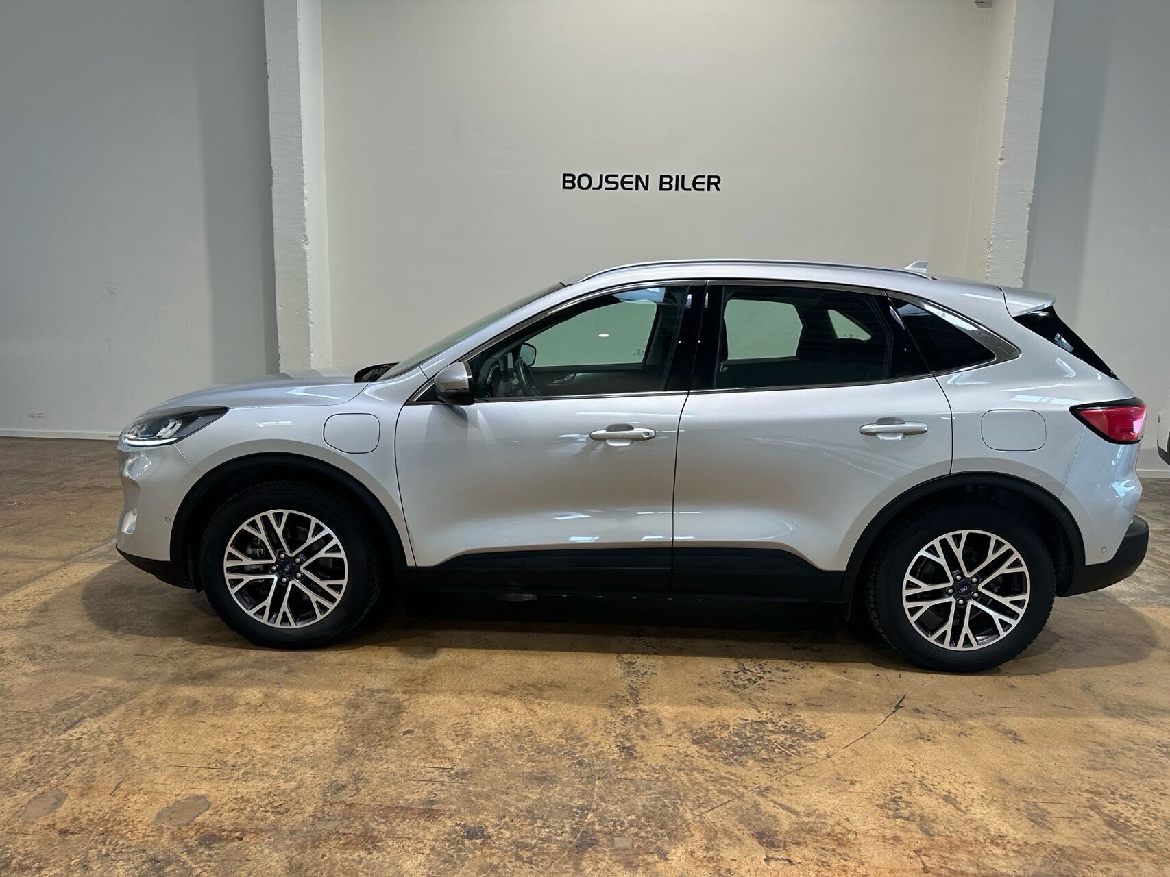 Ford Kuga 2,5 Plugin-hybrid Titanium CVT 225HK 5d Trinl. Gear