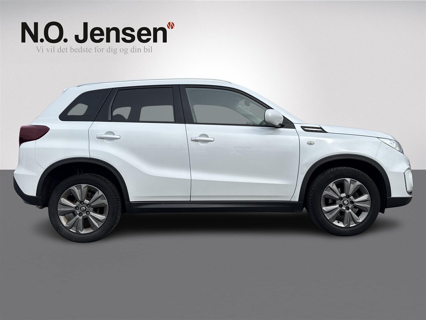 Suzuki Vitara 1,0 Boosterjet Active Cut 112HK 5d