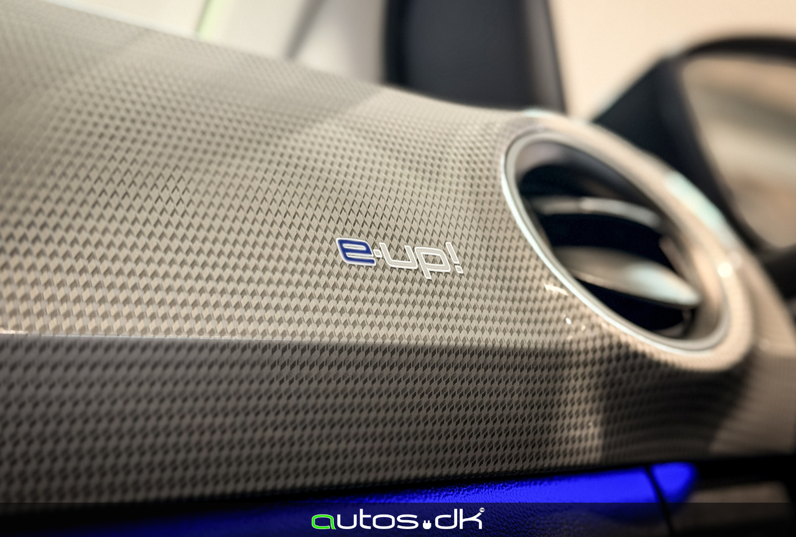 Sølv VW E-UP! fra 2022