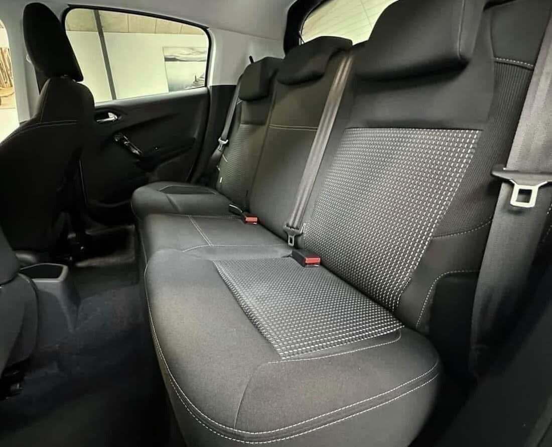 Hvid Peugeot 208 fra 2018