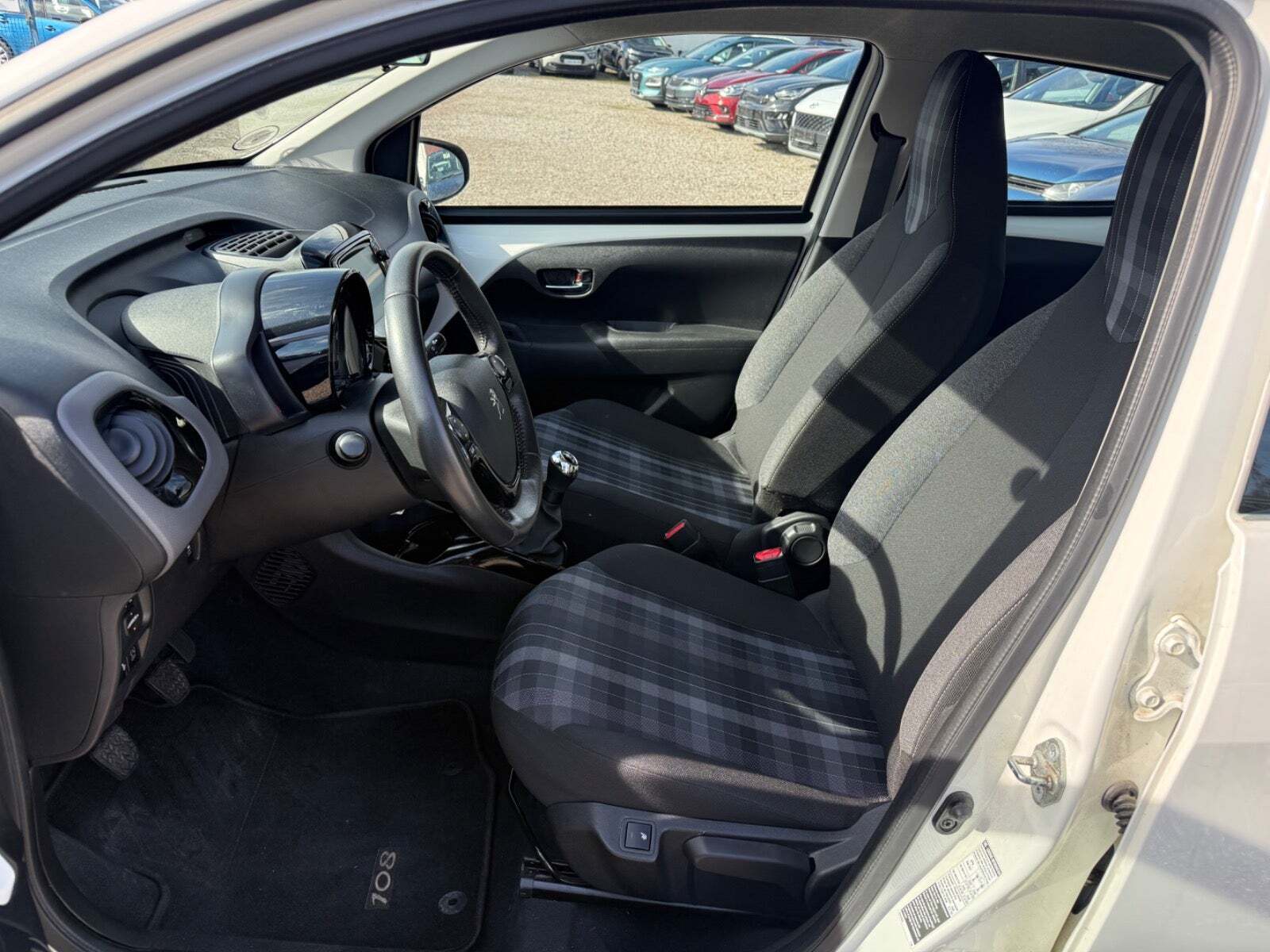 Hvid Peugeot 108 fra 2018