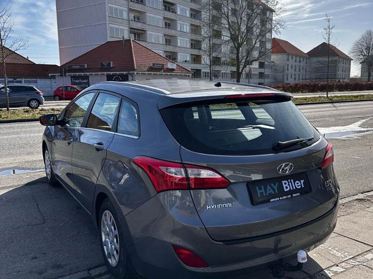 Hyundai i30 1,6 CRDi 110 Style CW Eco