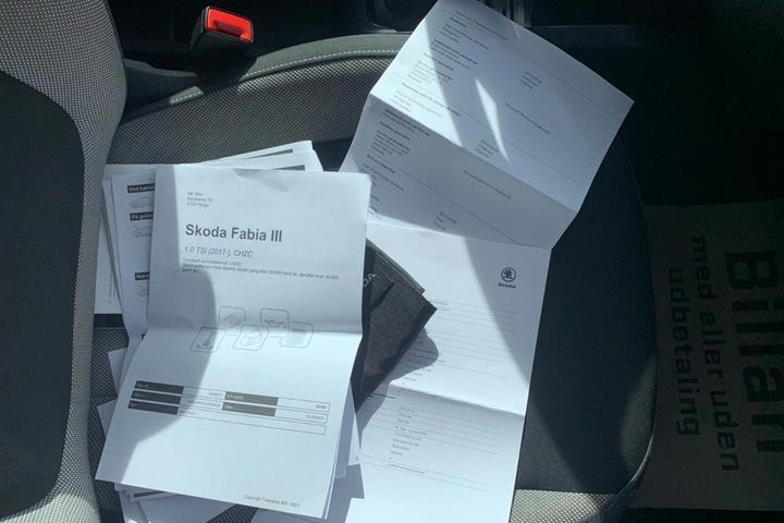 Grå Skoda Fabia fra 2018
