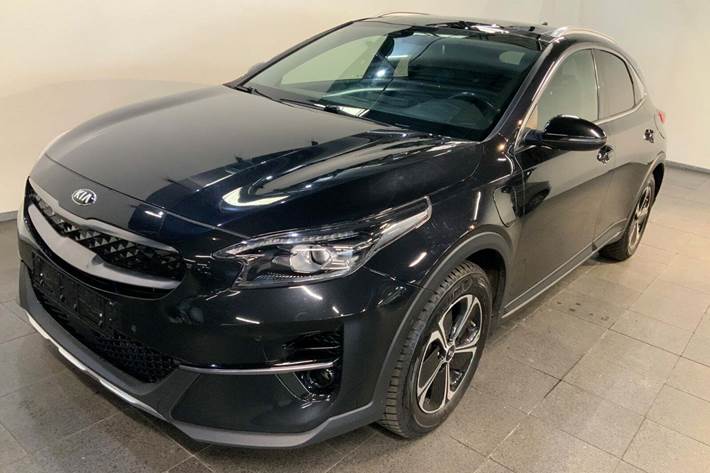 Sort Kia XCeed fra 2020 set udefra