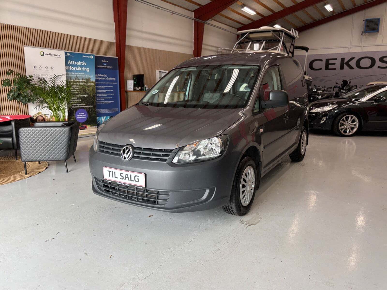 VW Caddy 1,6 TDi 75 BMT Van