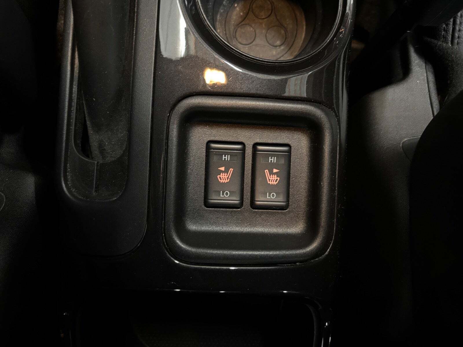 Grå Nissan Juke fra 2016