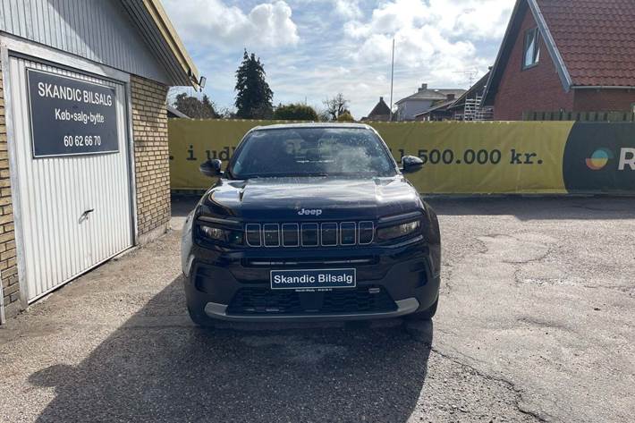 Sort Jeep Avenger fra 2023