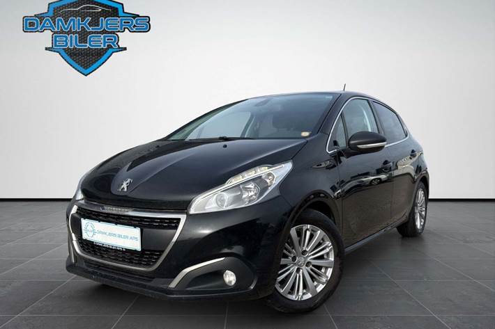 undefined Peugeot 208 fra 2016 set udefra