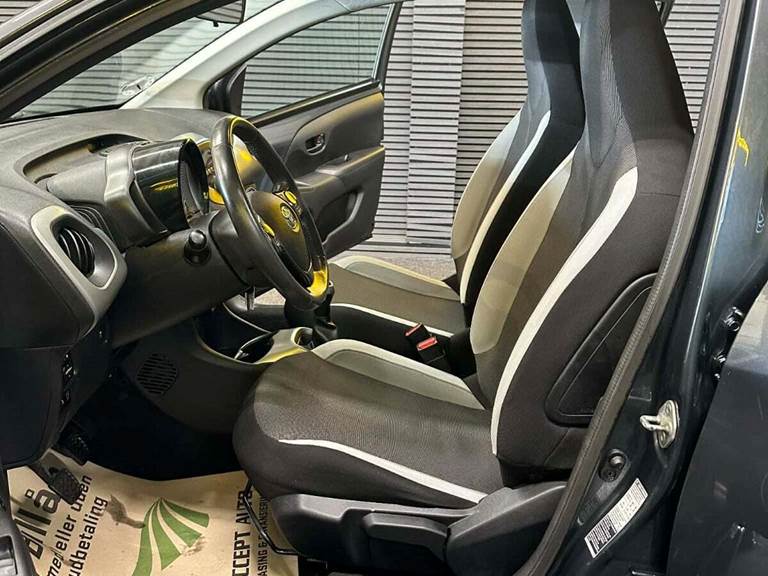 Toyota Aygo 1,0 VVT-i x