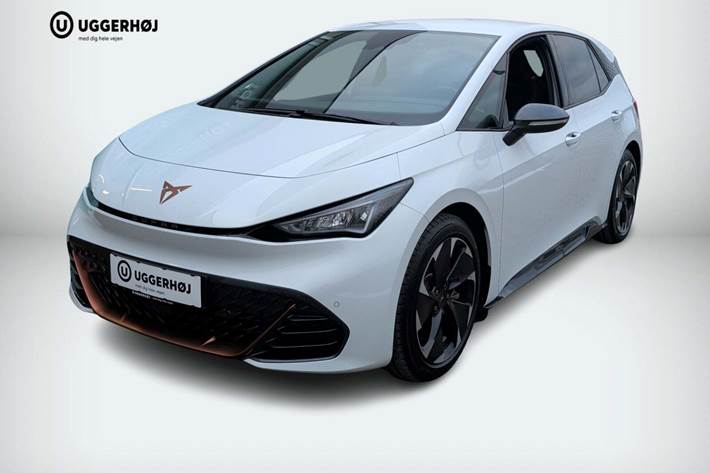 Hvid Cupra Born fra 2025 set udefra