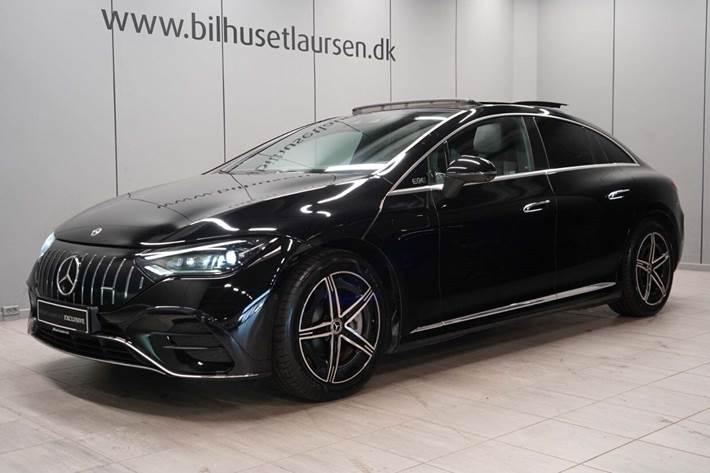 Sort Mercedes EQE350+ fra 2022