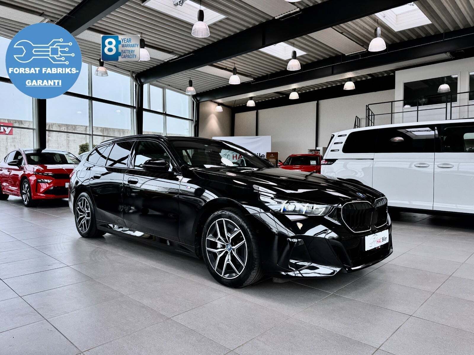 BMW i5 eDrive40 Touring Fully Charged M-Sport