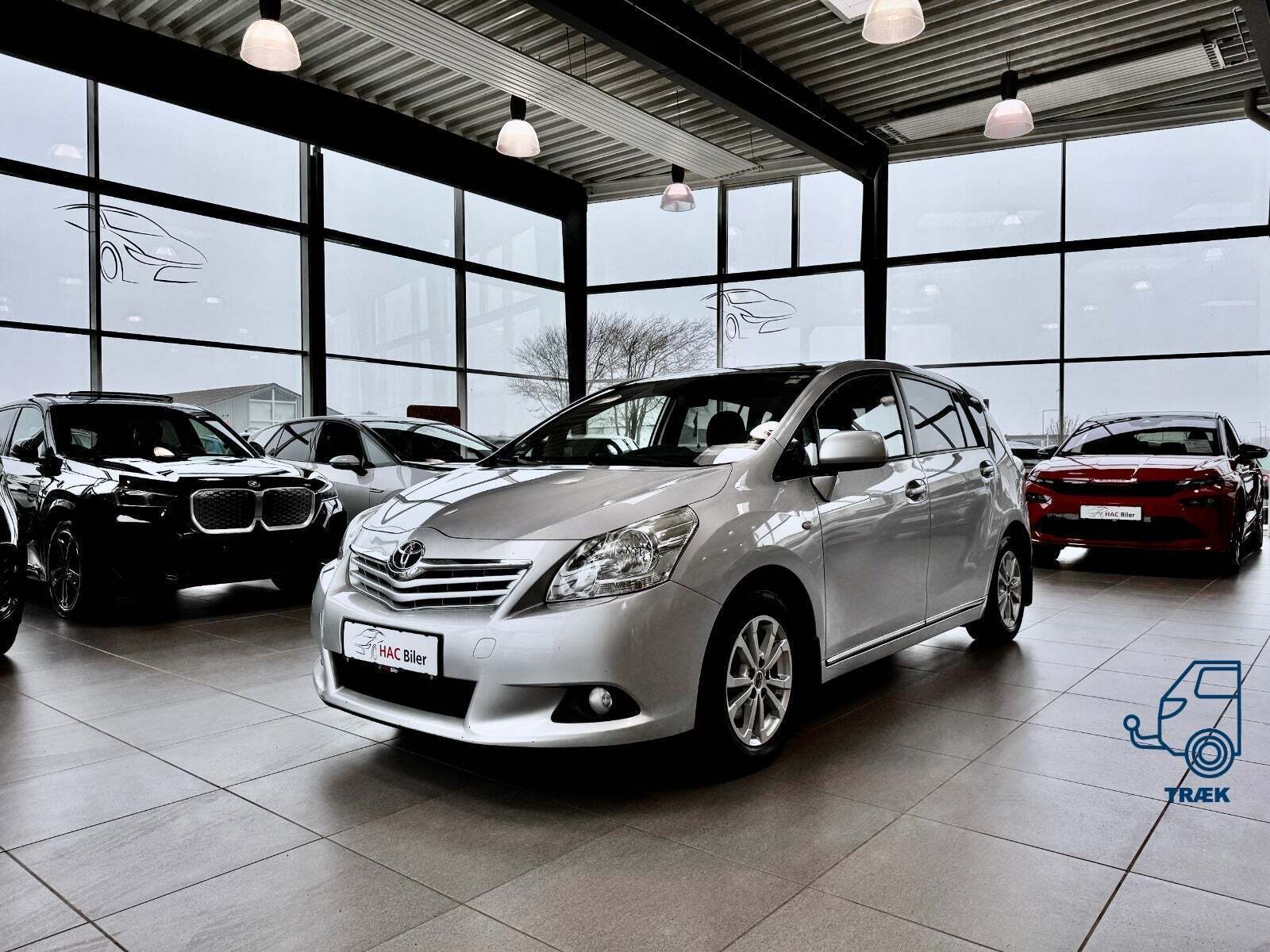 Toyota Verso 1,8 TX Skyview 7prs