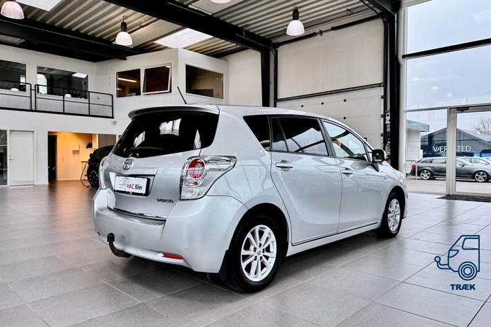 undefined Toyota Verso fra 2012