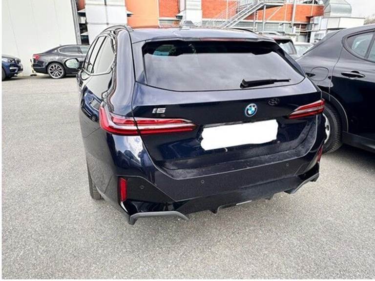 BMW i5 eDrive40 Touring EL M-sport Pro 340HK Stc Aut.