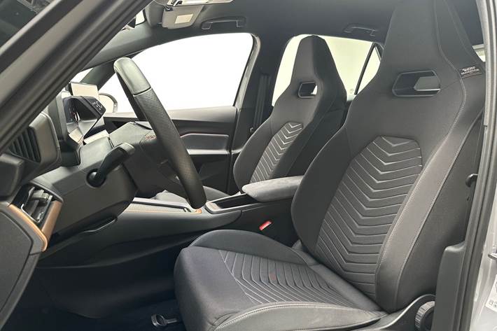 Grå Cupra Born fra 2023