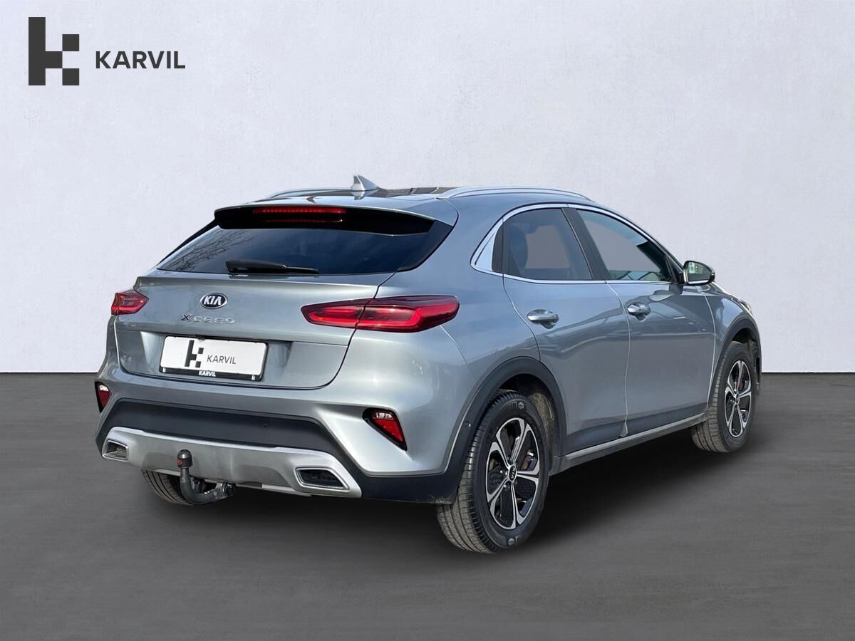 Kia XCeed 1,6 PHEV Upgrade Intro DCT