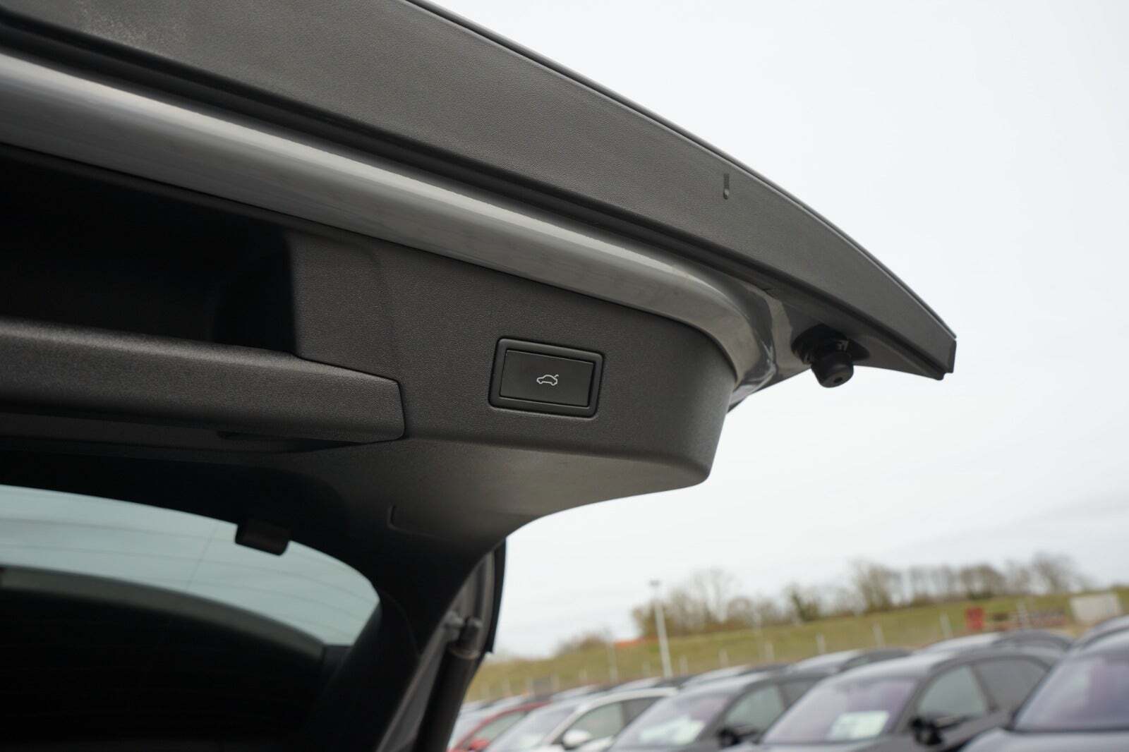 Grå VW ID.4 fra 2025