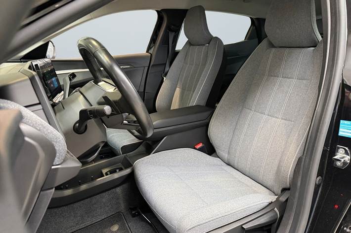 Sort Renault Megane E-Tech fra 2022