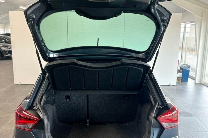 Grå Seat Ibiza fra 2022