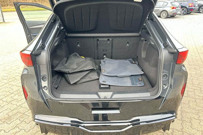 Grå Cupra Tavascan fra 2024