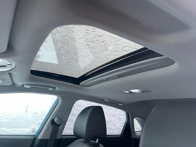 Blå Hyundai Kona fra 2021