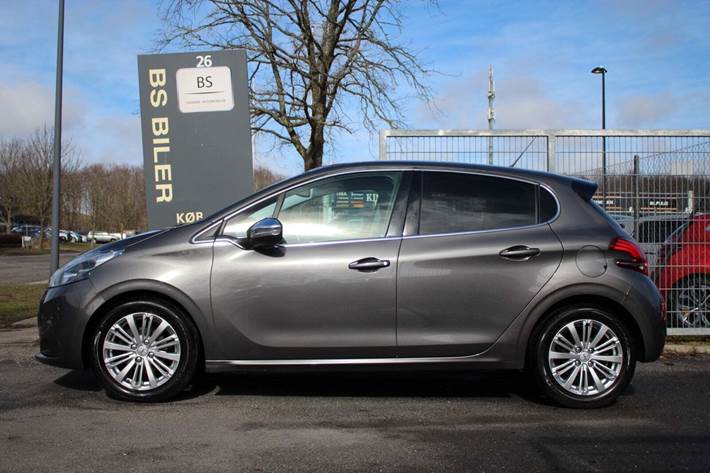 undefined Peugeot 208 fra 2019